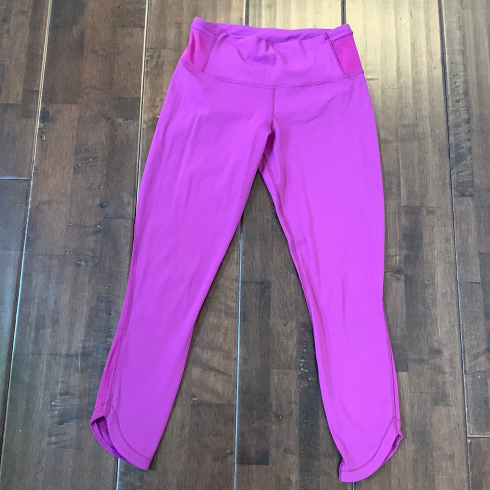 Lululemon workout leggings size 6
